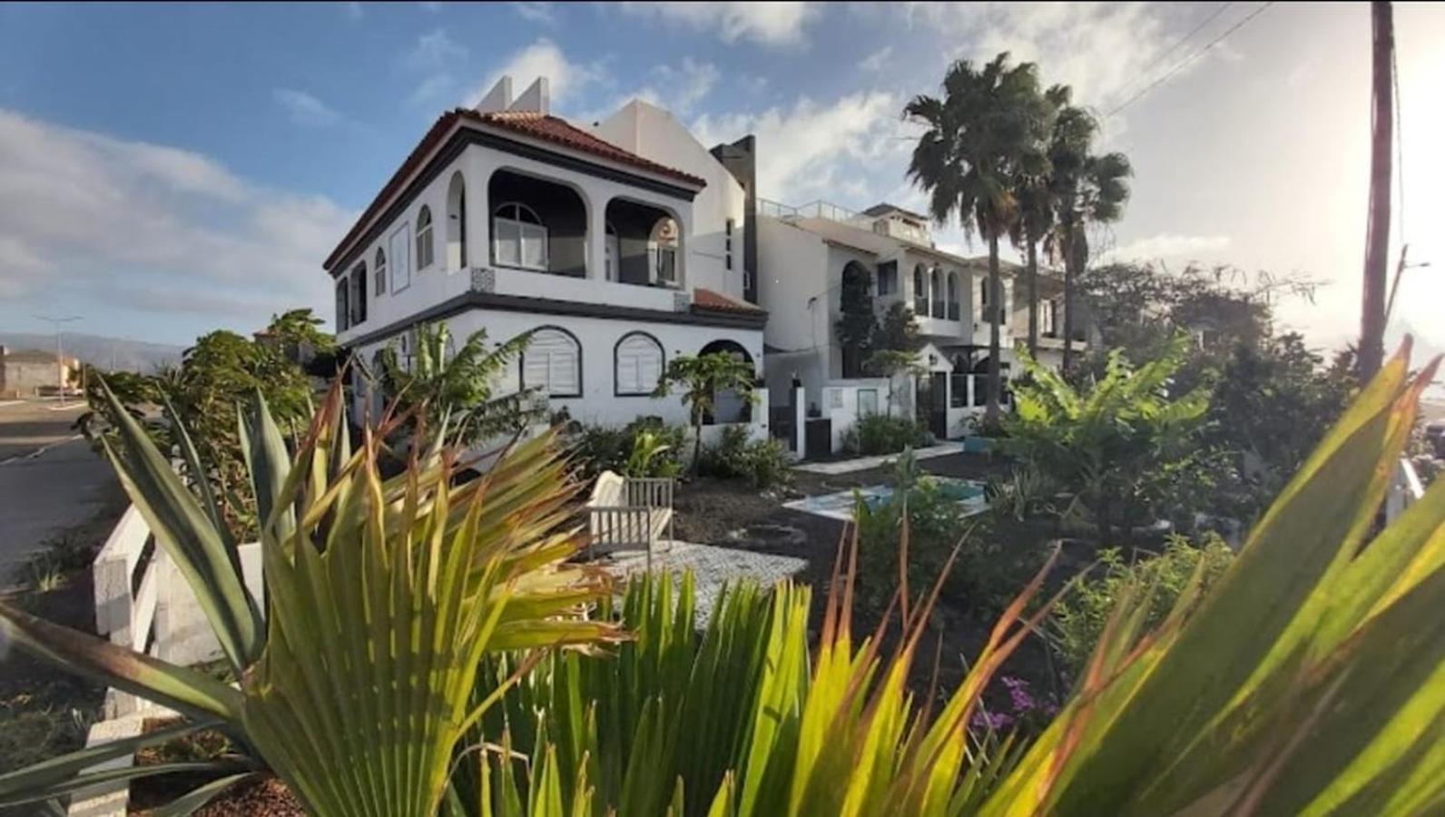 Deluxe B&B "Casa Alegria", Tarrafal Таррафал Экстерьер фото